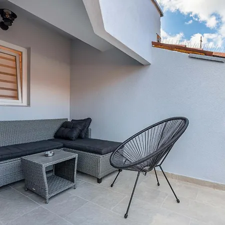 Apartment New One&only With Terrace Porec